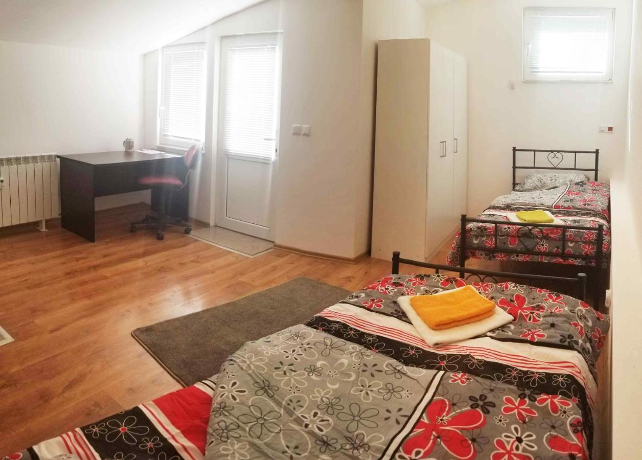 A Spacious 3 Bedroom Apartment In Bad Abbach/Regensburg المظهر الخارجي الصورة